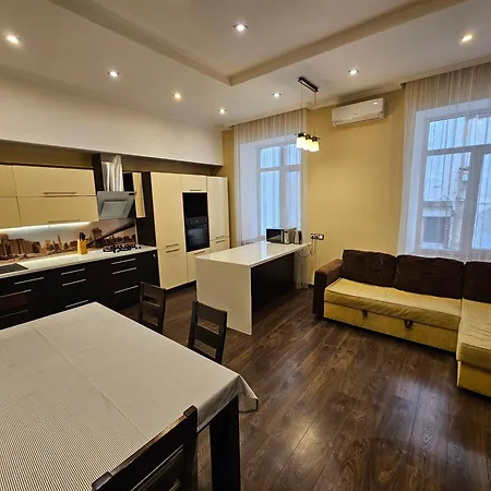 Apartment в центре на ришельевской Odessa